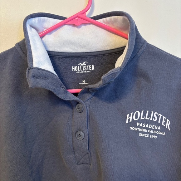 Hollister Drop Shoulder Oversized Mock Neck Crop Sweater Button Blue Grey Medium - Picture 3 of 3